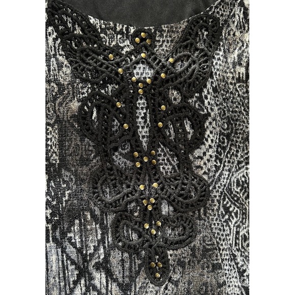 Coldwater Creek Women's Large Sheer Overlay Top Crochet Accent Lined FLAW - Picture 4 of 14